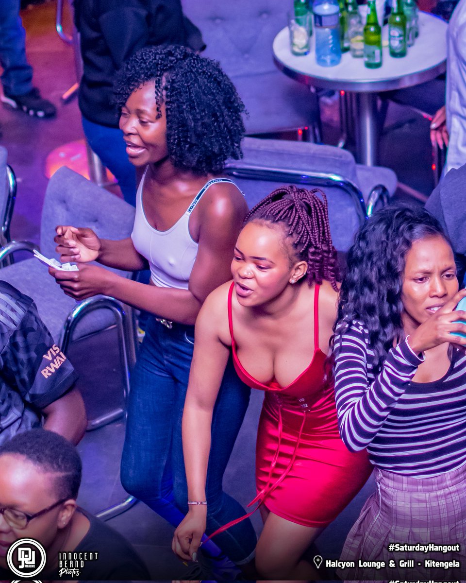 DjJoeMfalme's tweet photo. Mr. Sherehe in Kitengela @HalcyonLounge for a #SaturdayHangout Party • A #JoeMfalmeLive Experience • Connecting people through music •
📸 @innocent_bernd
🎤 @HypeGadKenya https://t.co/uKzdNUU3Xu