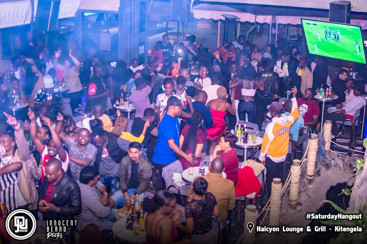 DjJoeMfalme's tweet photo. Mr. Sherehe in Kitengela @HalcyonLounge for a #SaturdayHangout Party • A #JoeMfalmeLive Experience • Connecting people through music •
📸 @innocent_bernd
🎤 @HypeGadKenya https://t.co/uKzdNUU3Xu
