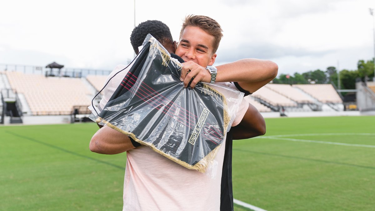 atlutd2's tweet photo. For old time's sake 🥹

👋 @robbiemertz14 https://t.co/LJXUnn405R