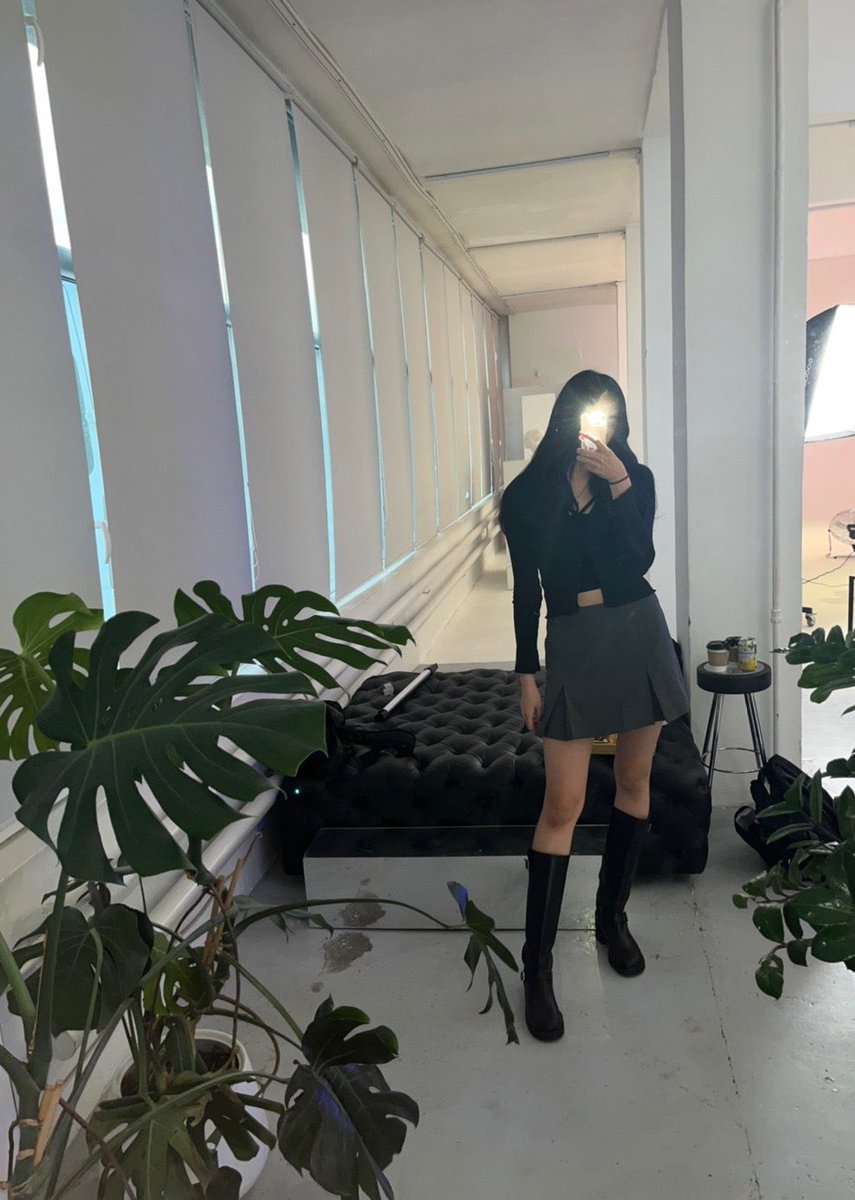 [☕️ • TRAD] Atualização da 💚 no ☕: 

Título: “😎” 

Conteúdo: “Bom dia”