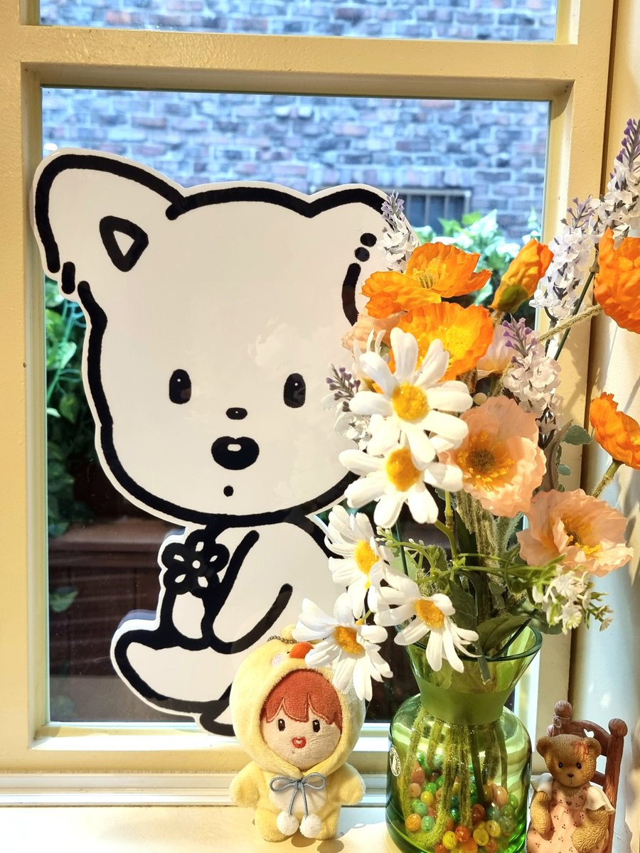 이름을 비워드릴 수도 있습니다 tweet media