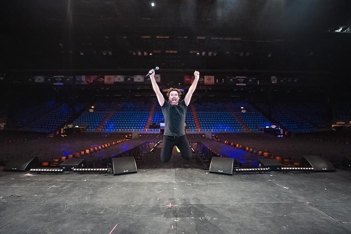 ElGeorgeHarris's tweet photo. Gracias por traerme al Luna Park, ustedes me han hecho mis sueños realidad. #TeQuiero https://t.co/NLM0HF6xyn