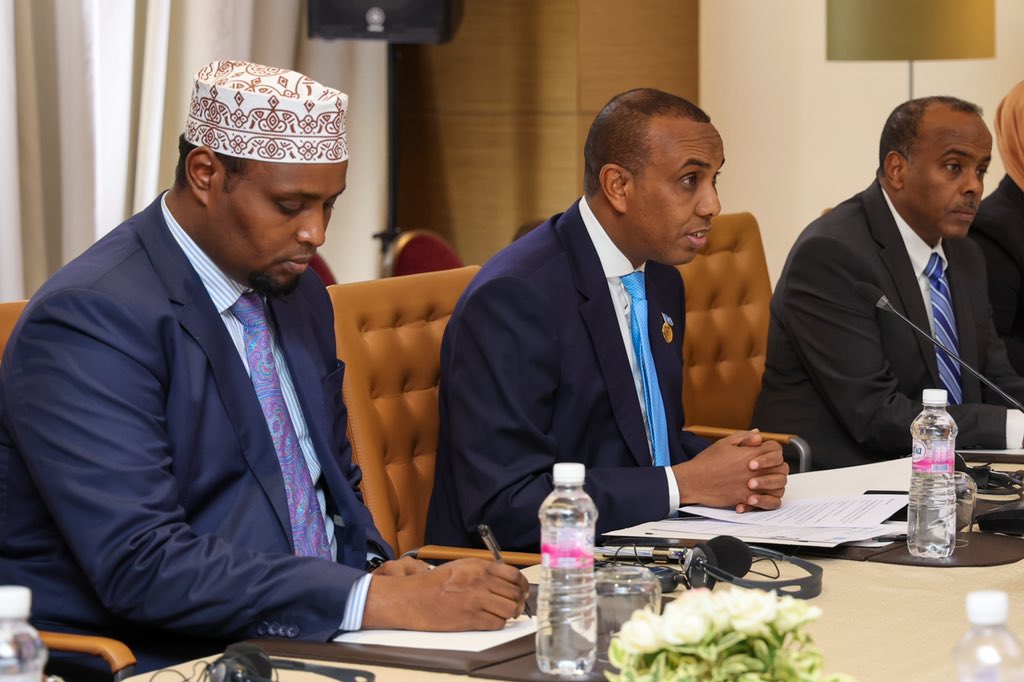 HamzaAbdiBarre's tweet photo. Tonight, I had a productive meeting with the Minister of Foreign Affairs of Japan, Yoshimasa Hayashi at Tunis on the sideline of #TICAD8 conference. We discussed further strengthening the strong bilateral relations between #Somalia &amp; #Japan in all areas of mutual benefit. https://t.co/3ZdJgeFhxX