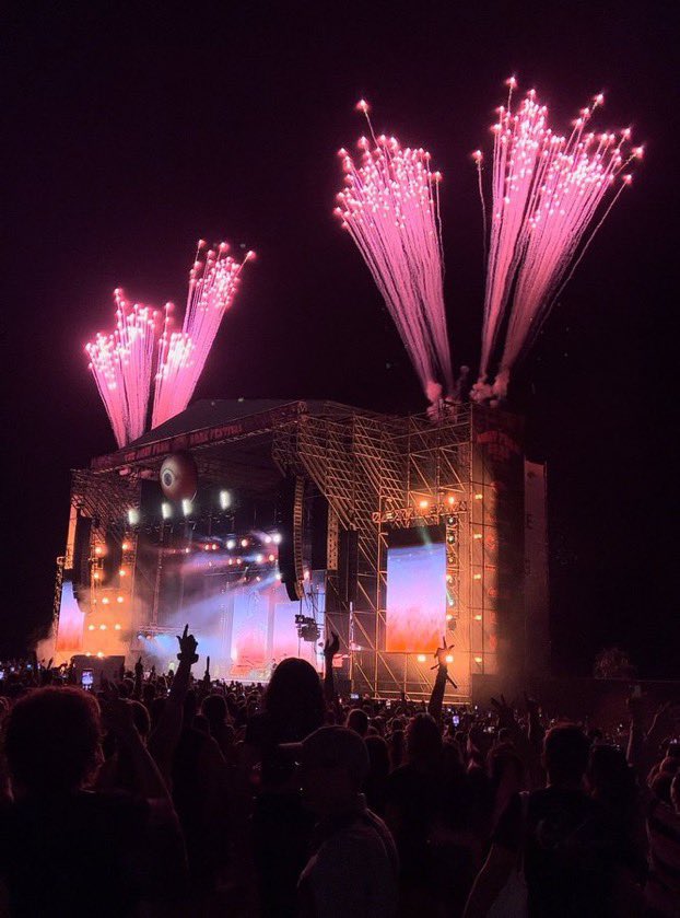 iicfibcrbh28's tweet image. #proudoflouis #AwayFromHomeFestival #givenachance