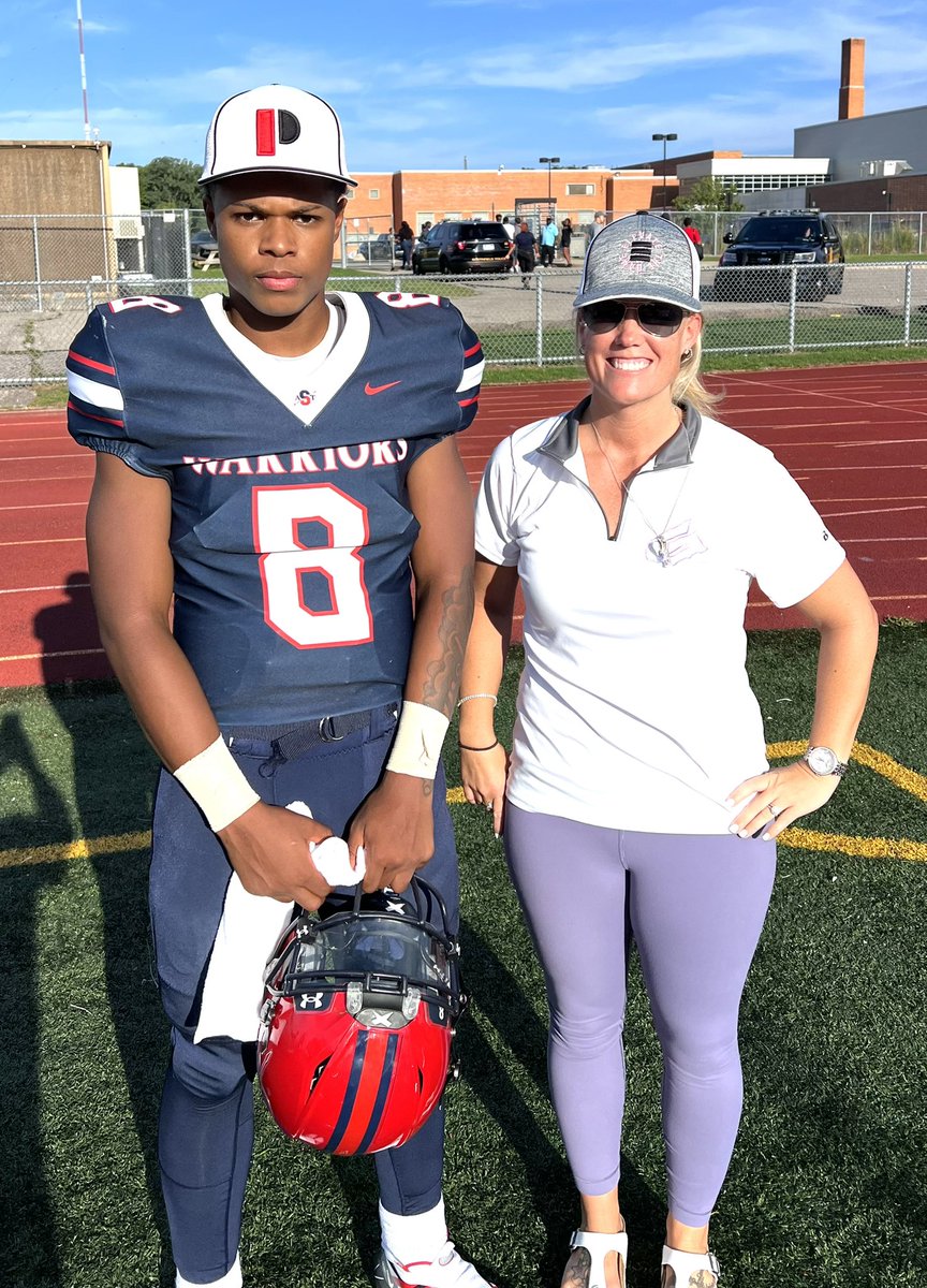 GameApparelUsa's tweet photo. Congrats @ZekeMarshall07 the Prep G player of the Game in a huge win over Cass Tech! #GofTheGame https://t.co/WQUe5B91xl