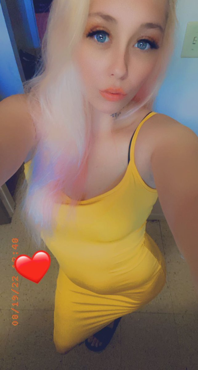 Starr_1031's tweet photo. Add my onlyfans🥰😘 https://t.co/447FuQ7eVz