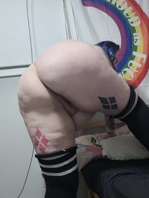 #belly #feede #feedegirl #bbw https://t.co/6eYAk3PwOl<a href="/tag/belly"class="tags">#belly</a><a href="/tag/feede"class="tags">#feede</a><a href="/tag/feedegirl"class="tags">#feedegirl</a><a href="/tag/bbw"class="tags">#bbw</a>