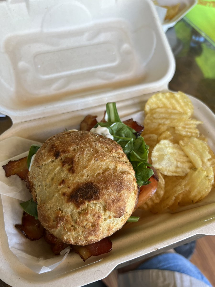 Found a great coffee shop on our way to the Tropical Plantation to zip line that makes homemade gluten free buns! <a href="/SiriusSummit/">Sirius Summit</a> #eatingout #glutenfree #lunch