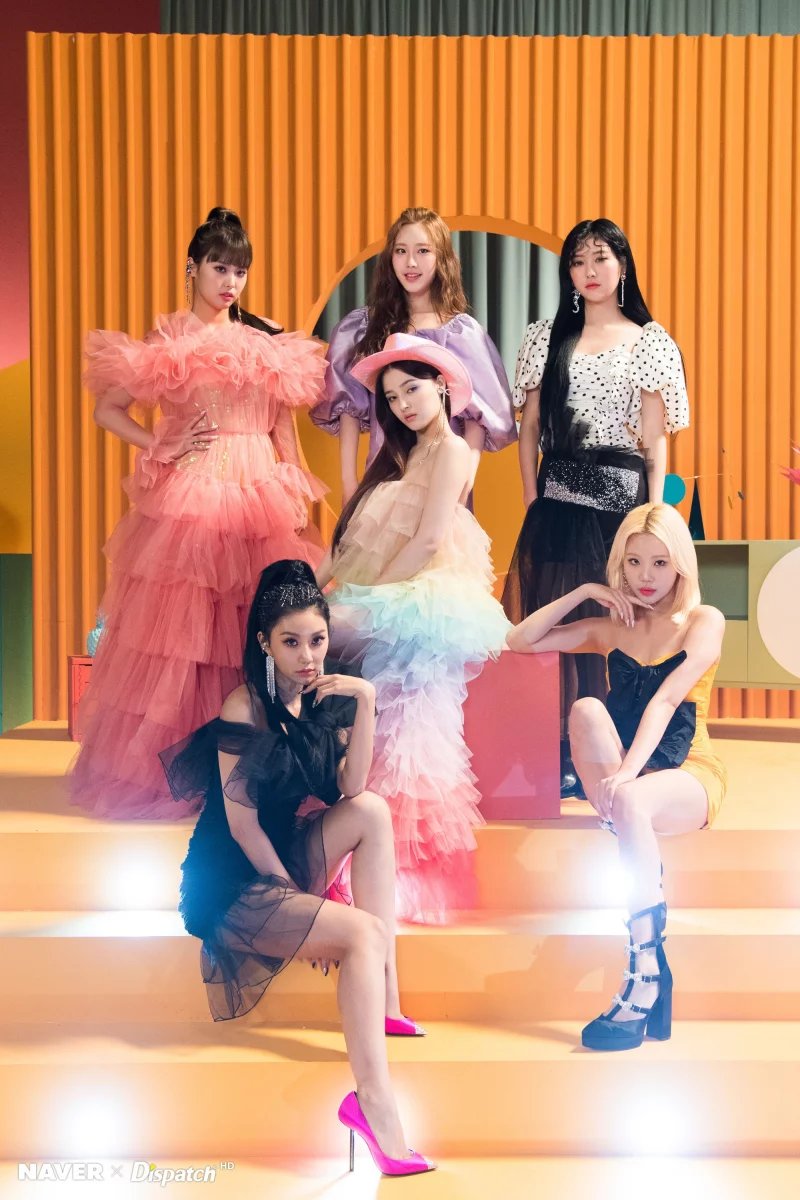 _jhon_6's tweet photo. @billboard @MMLD_Official @billboard ❤ MOMOLAND QUEENS OF LATIN AMERICA❤ https://t.co/prRFAPS7kx