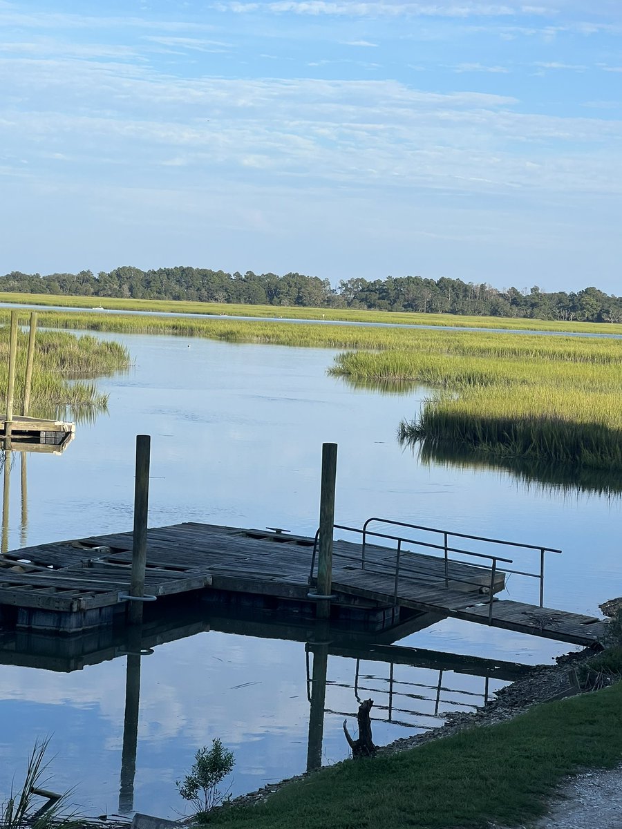 fharris39's tweet photo. Enjoying time at the Marsh Walk #marshwalk #murrellsinlet #gramslanding https://t.co/q4c4FxuEtw
