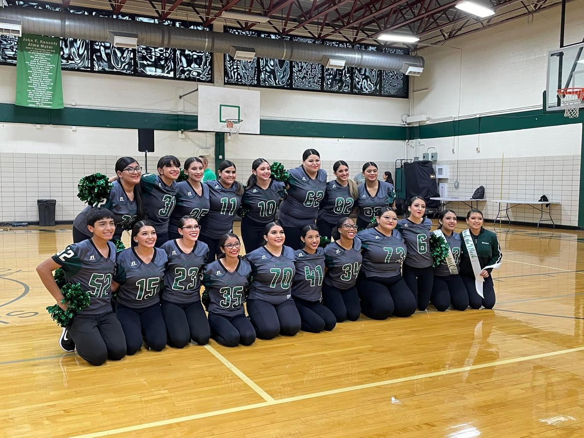 JFKennedyHighS's tweet photo. First Pep Rally; Seniors with the win for most spirit this week 🚀 https://t.co/vOrG82eBbh