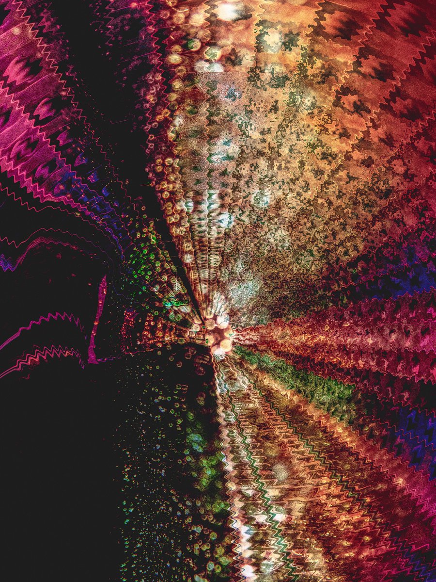 <a href="/shillombo/">Shillombo</a> so people are lazy to shill eh? 
Tunnel at the end of the light

999 tezos 1/1