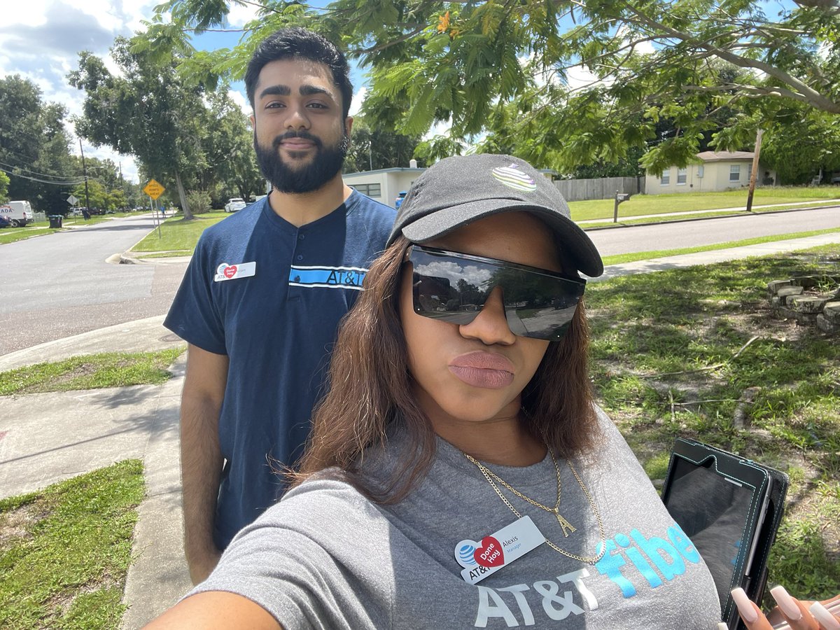 Prospecting, working an event with a lil ice cream 🍦 #MilleniaHEAT