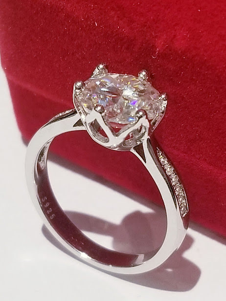 BrendaBCook's tweet photo. Crazy Sale! 3 Ct Moissanite Diamond Engagement Ring!https://t.co/A6nTldjEFc https://t.co/A8WHPX88vc