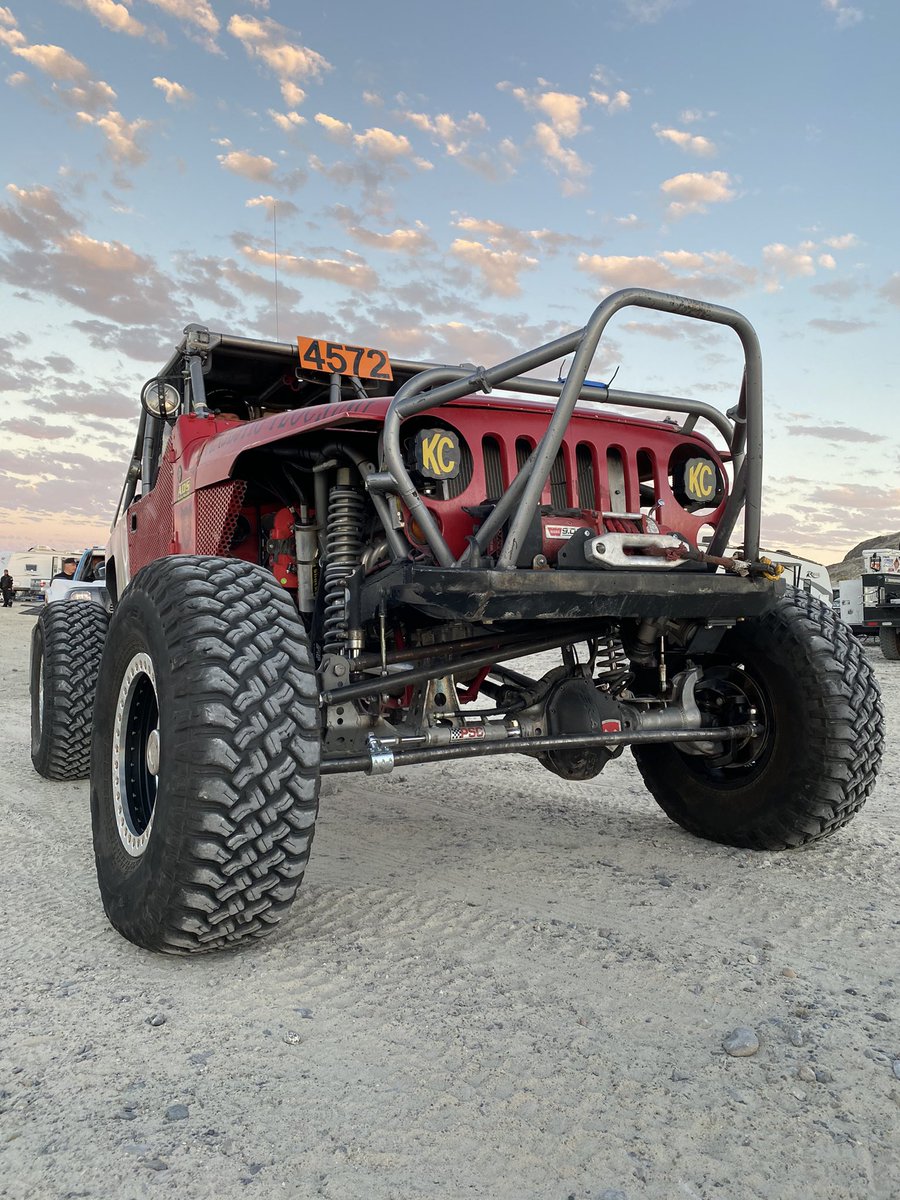 KrawlZone's tweet photo. I was in need of some dirt therapy. I βhelpedβ pit crew. And by help I mean I got in the way and took a lot of video. lol. This rig belongs to my buddy Vic Buness. Though we had high hopes, the cards were not in our favor today...
#offroad #Racing #diyjeep #jeepproject #jeepjk https://t.co/q43kRYPpiY