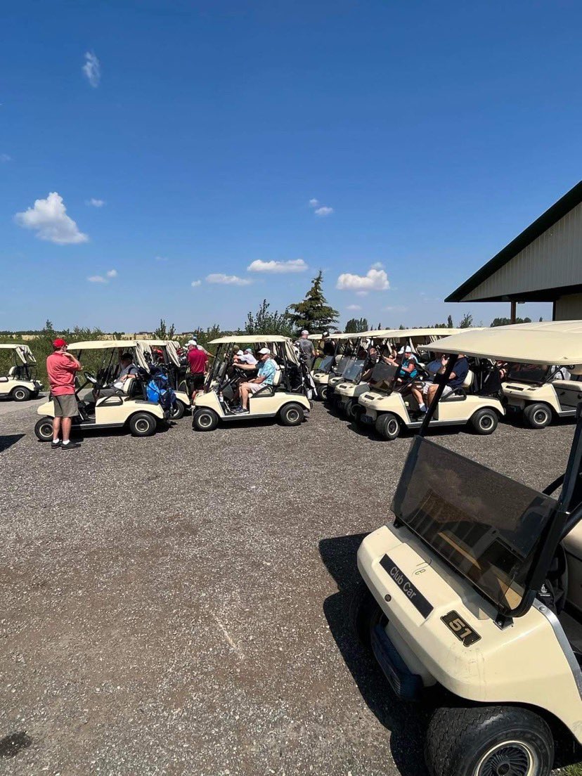 We had the best day yesterday at our golf tournament fundraiser at River’s Edge Golf Club! Thank you to everyone who participated and made it so much fun! If you were there, share some pictures with us! Here’s a few of our favourites.