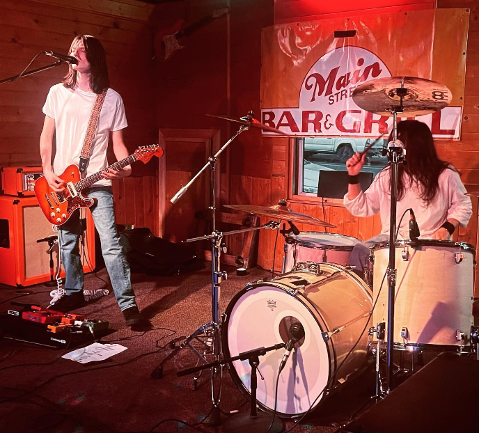 The Blue Room tweet media