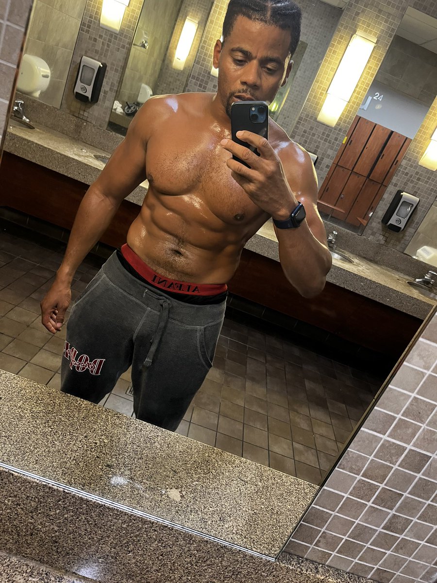 easymccoy's tweet photo. 4 months
Pure plant base βNo beyond meatβ
Lost 20lbs
Gained muscle!
More energy!
Itβs a lifestyle not a diet!
#TheYahweh #Godambition https://t.co/zxX1FN00hM