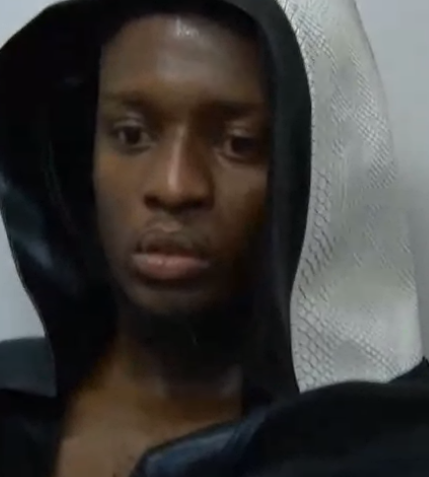 LampotLIVE's tweet photo. If Swarmz beats KSI I will give everyone who Likes &amp; RTs this $1000 https://t.co/vzrlScRFrP
