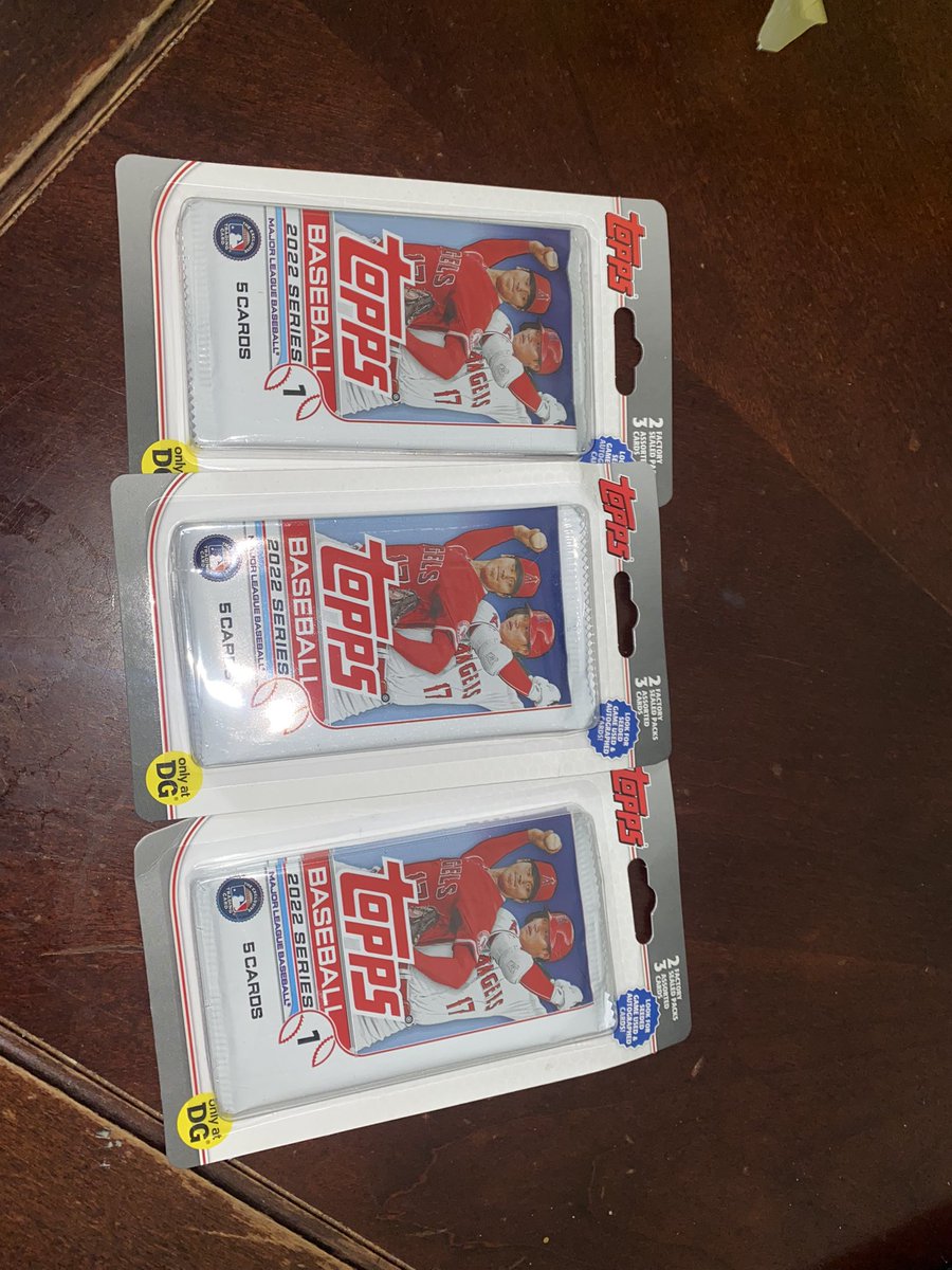 Dollar general packs🤔 will post hits if any <a href="/CardPurchaser/">Card Purchaser</a>