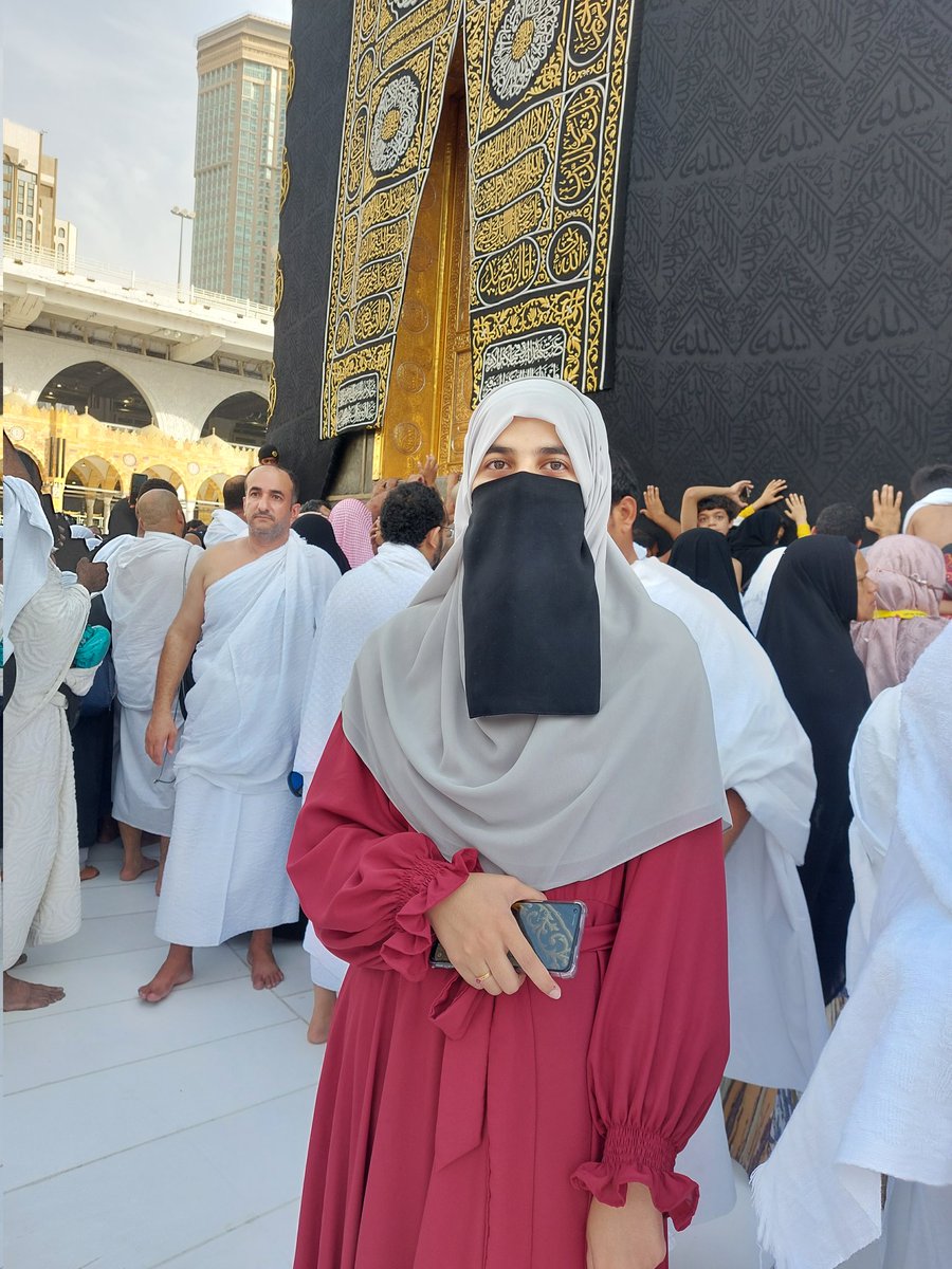 SaraMeer6's tweet photo. رَبِّ اجْعَلْ ھٰذَا الْبَلَدَ اٰمِناَ
میرے ربّ اس شہر کو امن والا بنا دے۔
(ابراہیم ۔35) https://t.co/druLLs5GXE