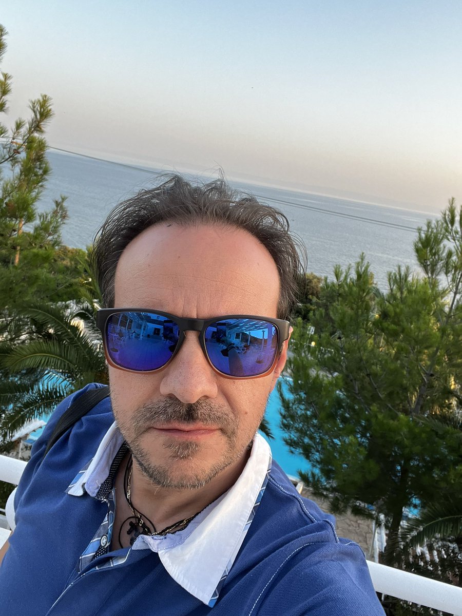 nikibuz's tweet photo. Απόψε με Βασιλική Νταντά στην όμορφη Χαλκιδική https://t.co/JEkXubDCJT