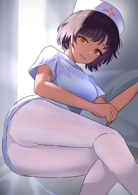 #OC 
#創作
性癖な感じのおさぼり褐色ナースさん 