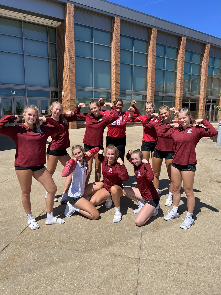 AllysonWines's tweet photo. Ending our first week 4-0. Futures so bright our eyes are closed 😜🤩 https://t.co/mUdd5aUUnV