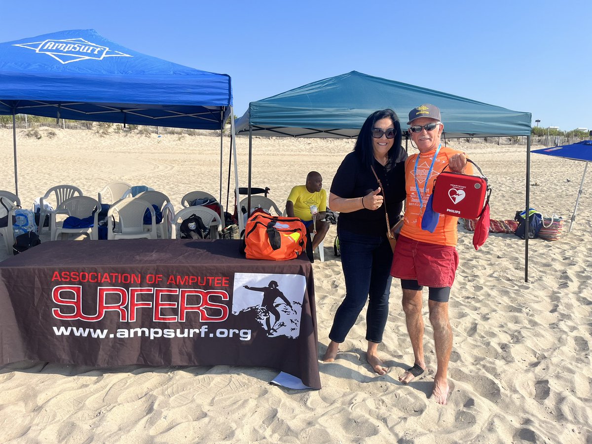 JoannAriola32's tweet photo. Through the @NYCCouncil Beating ♥️s Initiative, I was able to provide #ampsurf with a Free Automated External Defibrillator &amp; Free Certified CPR training. @ampsurf provides surfing clinics to disabled US veterans &amp; people with special needs. Thank you to all of the volunteers! https://t.co/HpgsZiBJCq