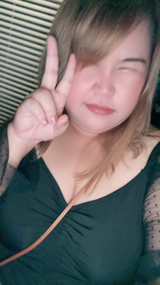 kankik4422's tweet photo. ยังไหว ดูแล♥️ ของตัวเองได้แหล่ะ ไปให้สุดแล้วพอ 🥹🥹🥹 #Brickbar #ข้าวสาร #ถนนข้าวสาร #chubbygirl #Butterfly https://t.co/SJ2OEnBnIW
