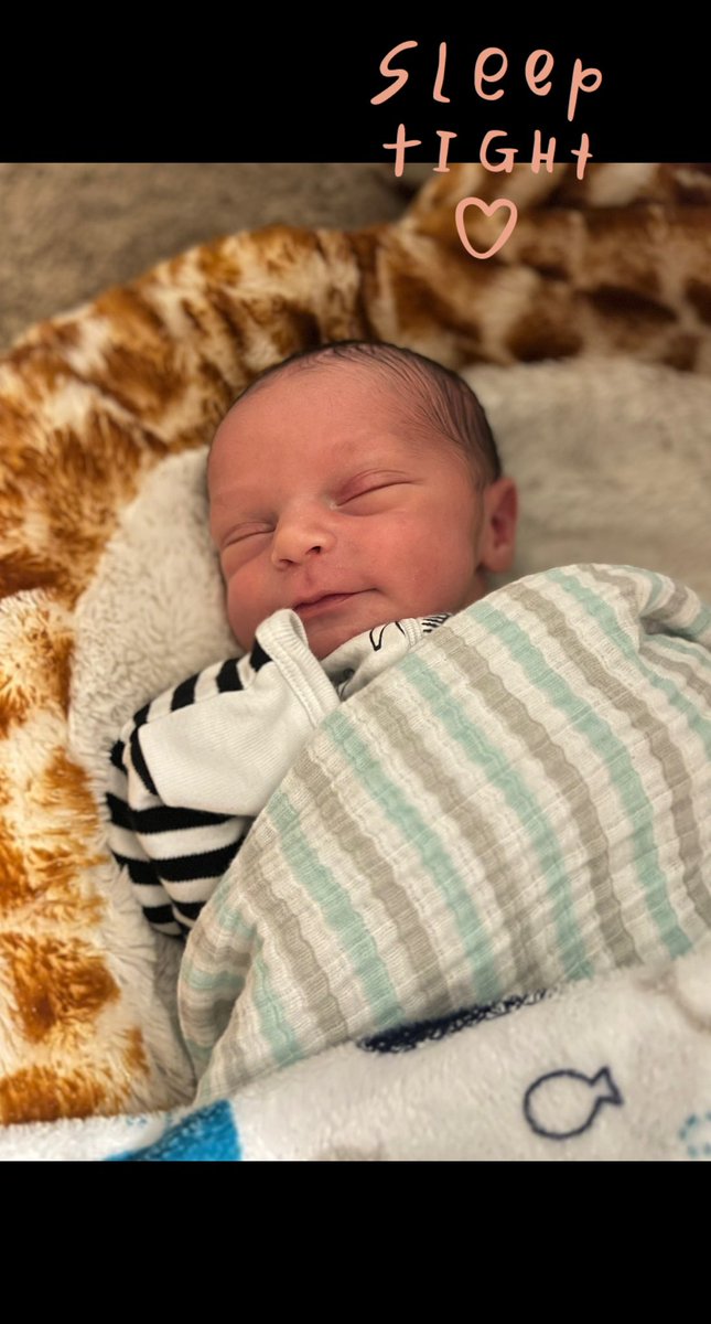 KayluhhBrook's tweet photo. Kyler Ridge Sellers-August 14, 2022 11:37PM-6lbs 3oz &amp; 20in long 💙🫶🏽 You are my world SONshine 🌞 https://t.co/3ZDSNEeJfy