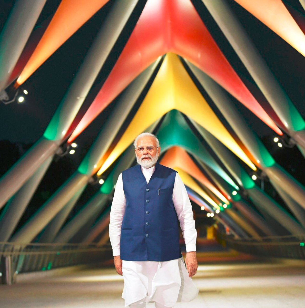 तर्क वितर्क tweet media