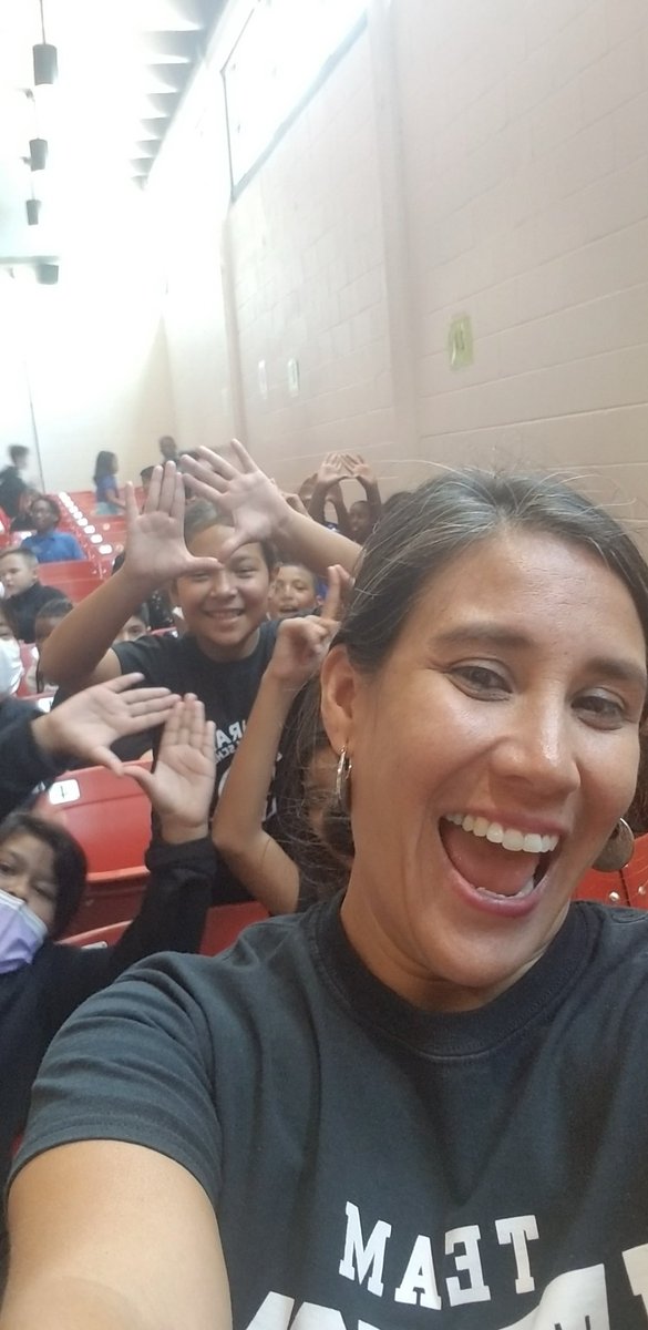 Jensaenz_17's tweet photo. Our Culture and Climate team blew the roof off the school with the energy they brought to the House Reveal for our 3rd graders and new Colts! We are in different houses but we're one for all and all for one! #cultureiskey #coltsquad #TeamAltruismo https://t.co/g0JCuin1V0