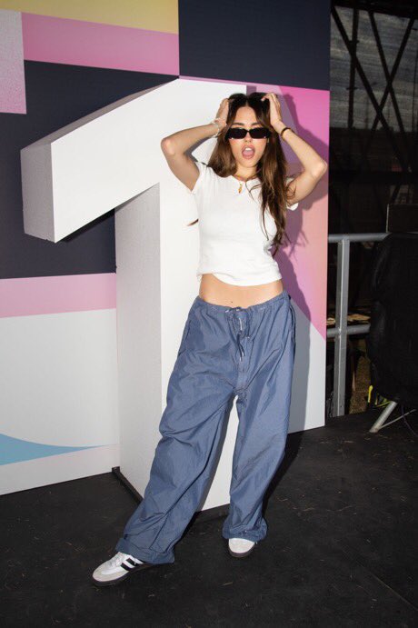 grcielifesupprt's tweet image. hottest babe