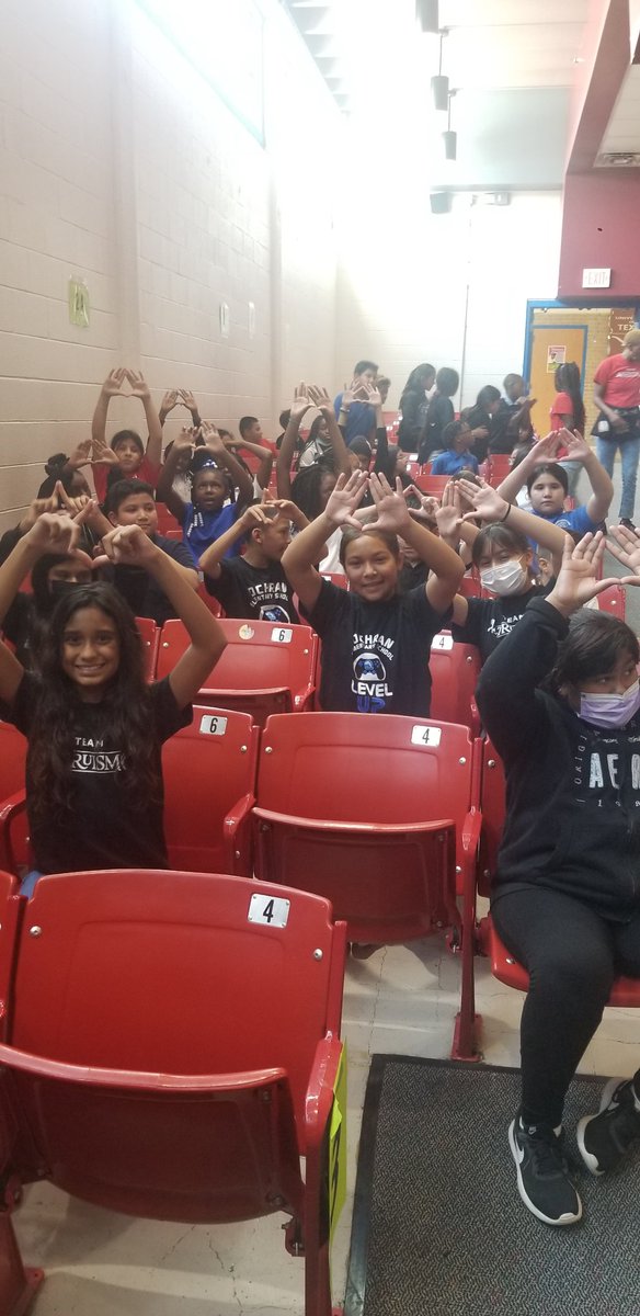 Jensaenz_17's tweet photo. Our Culture and Climate team blew the roof off the school with the energy they brought to the House Reveal for our 3rd graders and new Colts! We are in different houses but we're one for all and all for one! #cultureiskey #coltsquad #TeamAltruismo https://t.co/g0JCuin1V0