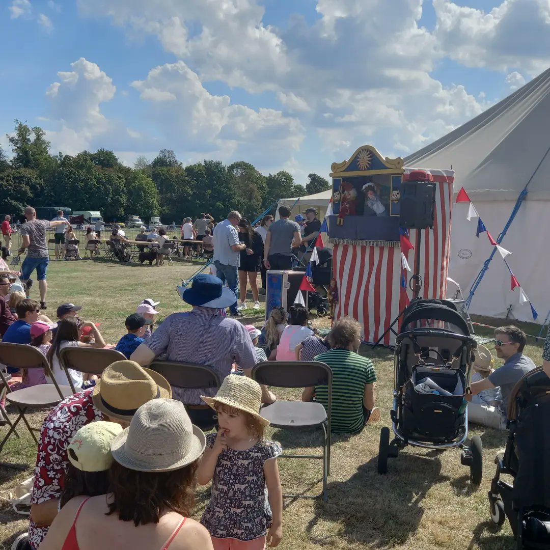 eghamroyalshow's tweet photo. Had a great show today!
Looking forward to another day tomorrow!
#eghamroyalshow #HorticultureShow #agricultureshow #surreyshows #familyfunuk #familydayout #familyfun https://t.co/B5kgPOLqFz