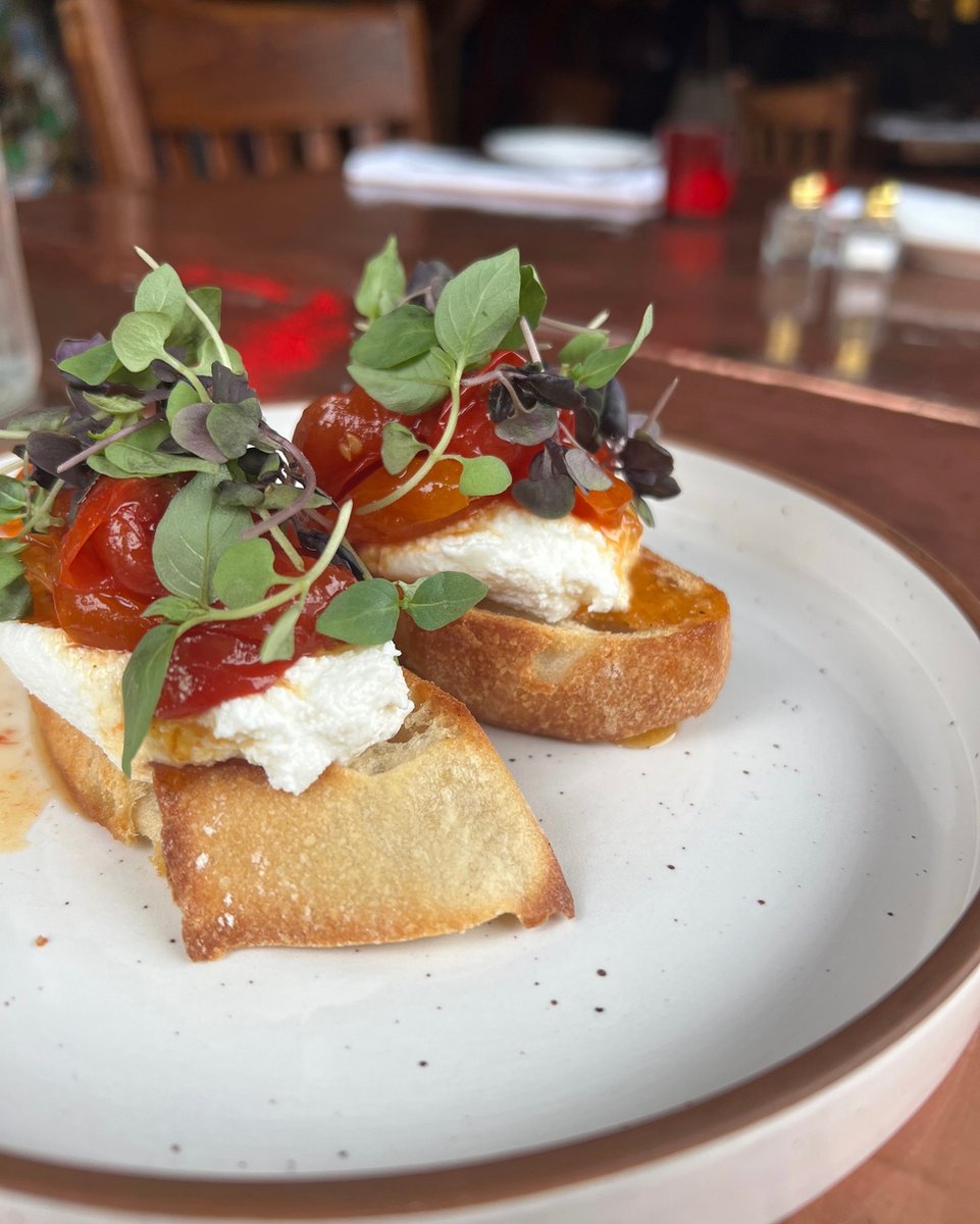 HelensRVA's tweet photo. Ricotta and tomato jam crostini  

📖 Example menu and reservations in bio! 

Walk in’s are welcome! 💕
We don’t take reservations for brunch. 

Chef @clay.hoss 👨‍🍳 

Hours:
Brunch Saturday and Sunday 10-2
Dinner 5-9:30 Tuesday-Saturday
Bar every night from 9-2

# https://t.co/6P1L4rTfMR