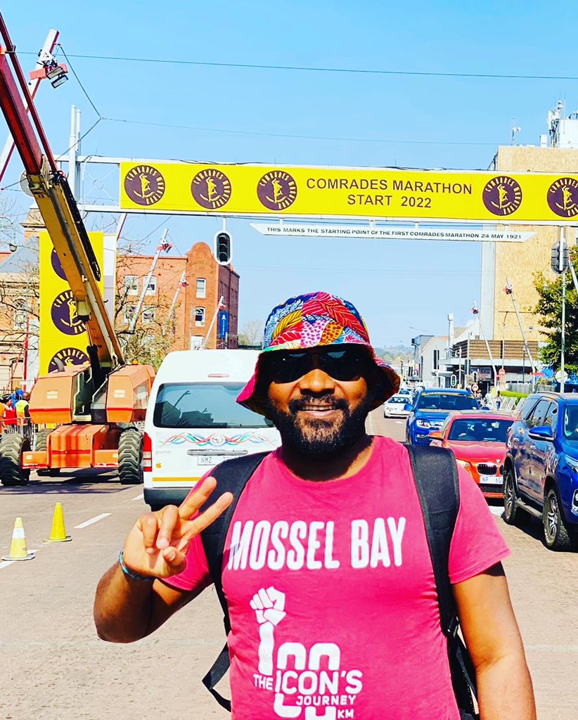Sthera_h's tweet photo. Catch me on the @theiconsjourney bus 🫶🏾#ComradesMarathon2022 #masambe 🤙🏿 https://t.co/8WvOIpqi9u