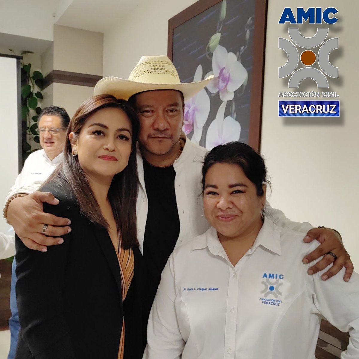 Cerramos esta etapa de participación de manera digna, honesta, transparente y comprometida.

Especial agradecimiento Rafael Fentanes Hernández, a la Ing. Adriana Bonilla Arellano y a mi querida Gerente, la Lic. Karlita Vazquez.

<a href="/CristianHTeczon/">Cristian H. Teczon Viccon</a>
#Socio #AMICVeracruz y su amigo.