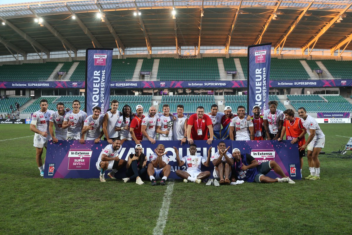 MonacoRugby7s's tweet photo. 🏆

🙌 Au terme d’un match à suspense, nos joueurs remportent cette étape face à la @SectionPaloise  !

👏 Félicitations à l’ensemble du groupe pour ce second trophée, et cette sixième finale disputée consécutive !

Rendez-vous dans quelques semaines à @ParisLaDefArena https://t.co/RNn4wr5Gzh