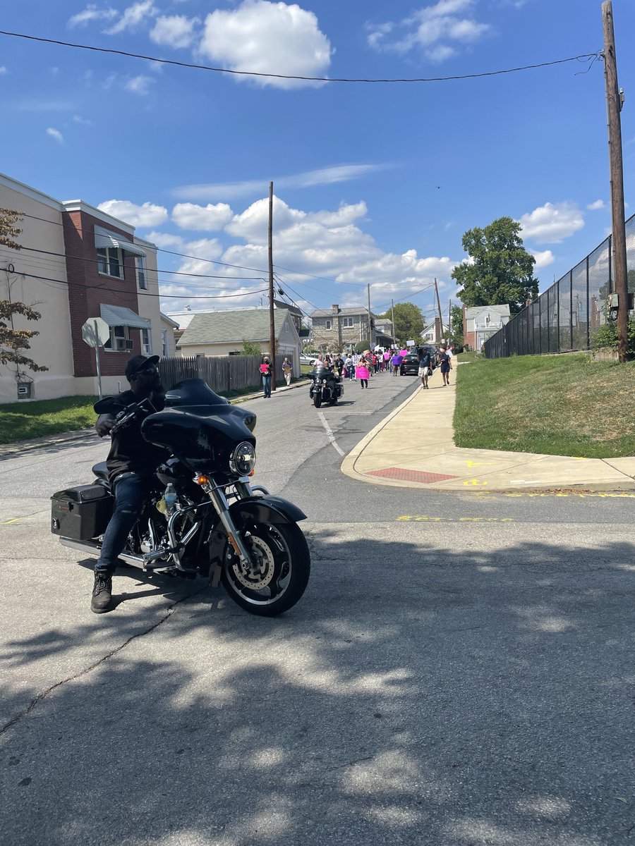 dtbusiness's tweet photo. The #justiceforfanta March went down Kenny Avenue in Sharon Hill ending at Coates Street near the Academy Park football field where the 8-year-old was shot &amp; killed a year ago. #fantability #sharonhill https://t.co/aD7zzPJnpY