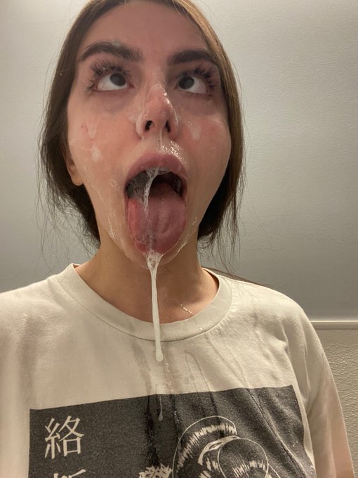 Some cute selfies I caught after he nutted *all over* my face and braces in public at the gym we go to<a href="/tag/mvsales"class="tags"><span>#mvsales</span></a>