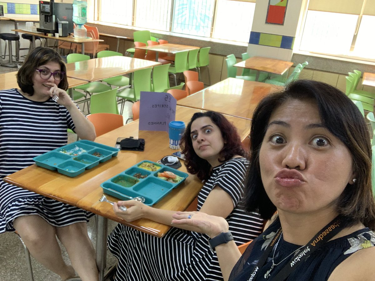 tinapeji_21's tweet photo. Squeezed some fun times and group photos with my #DAISFamily during our #readaloud #workshop 
#professionallearning 
#literacy https://t.co/W1sCE1DBZ1