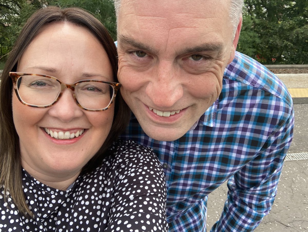 ElaineSh7's tweet photo. Heading out in Glasgow with no child! #couldgetmessy https://t.co/nOvqp2MTpA