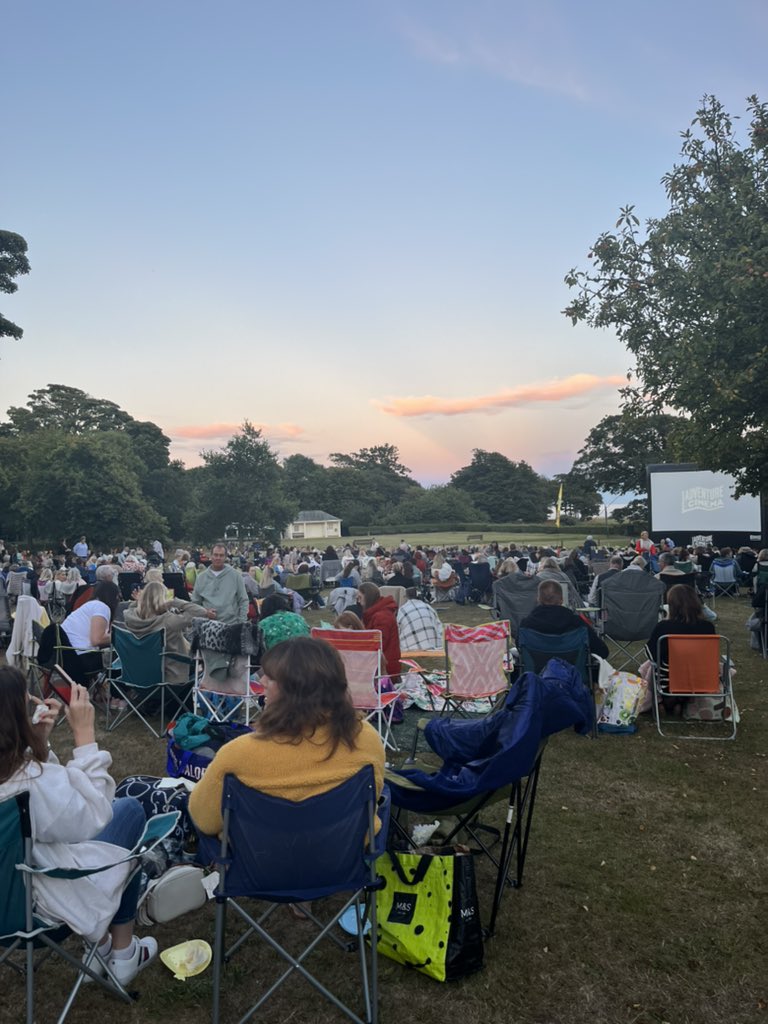holden73's tweet photo. @SkyMobileCorp thanks for the VIP #win #VIP tickets open air cinema @SewerbyHall https://t.co/lKUKwnHRjc