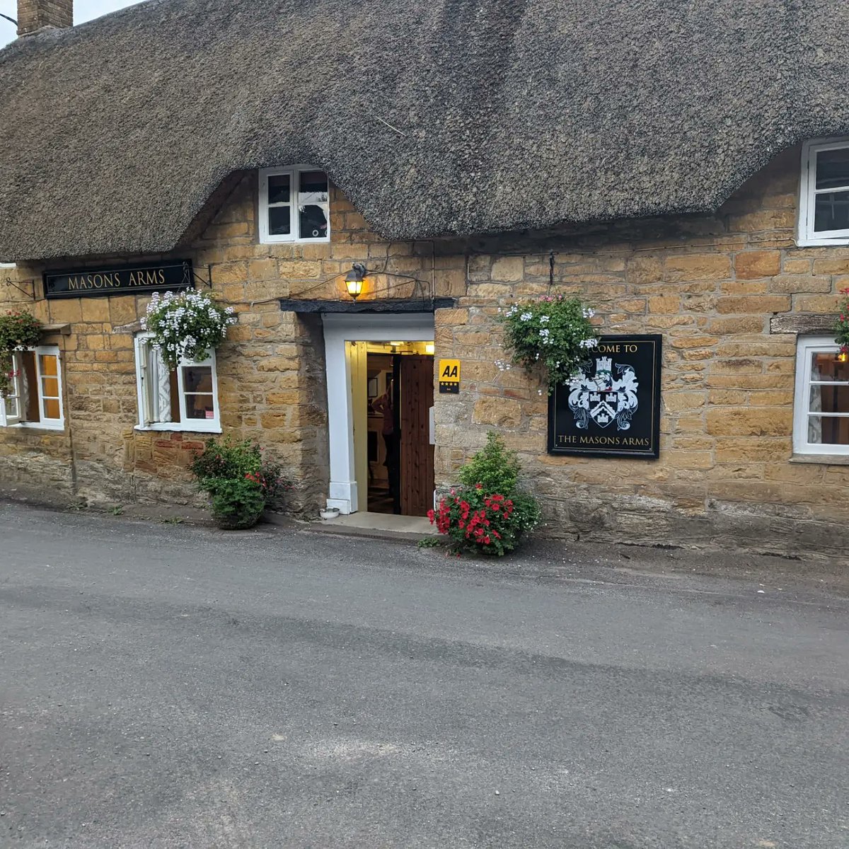 masons_odcombe's tweet photo. Pop down and join us for a drink https://t.co/YvM6xog8y8