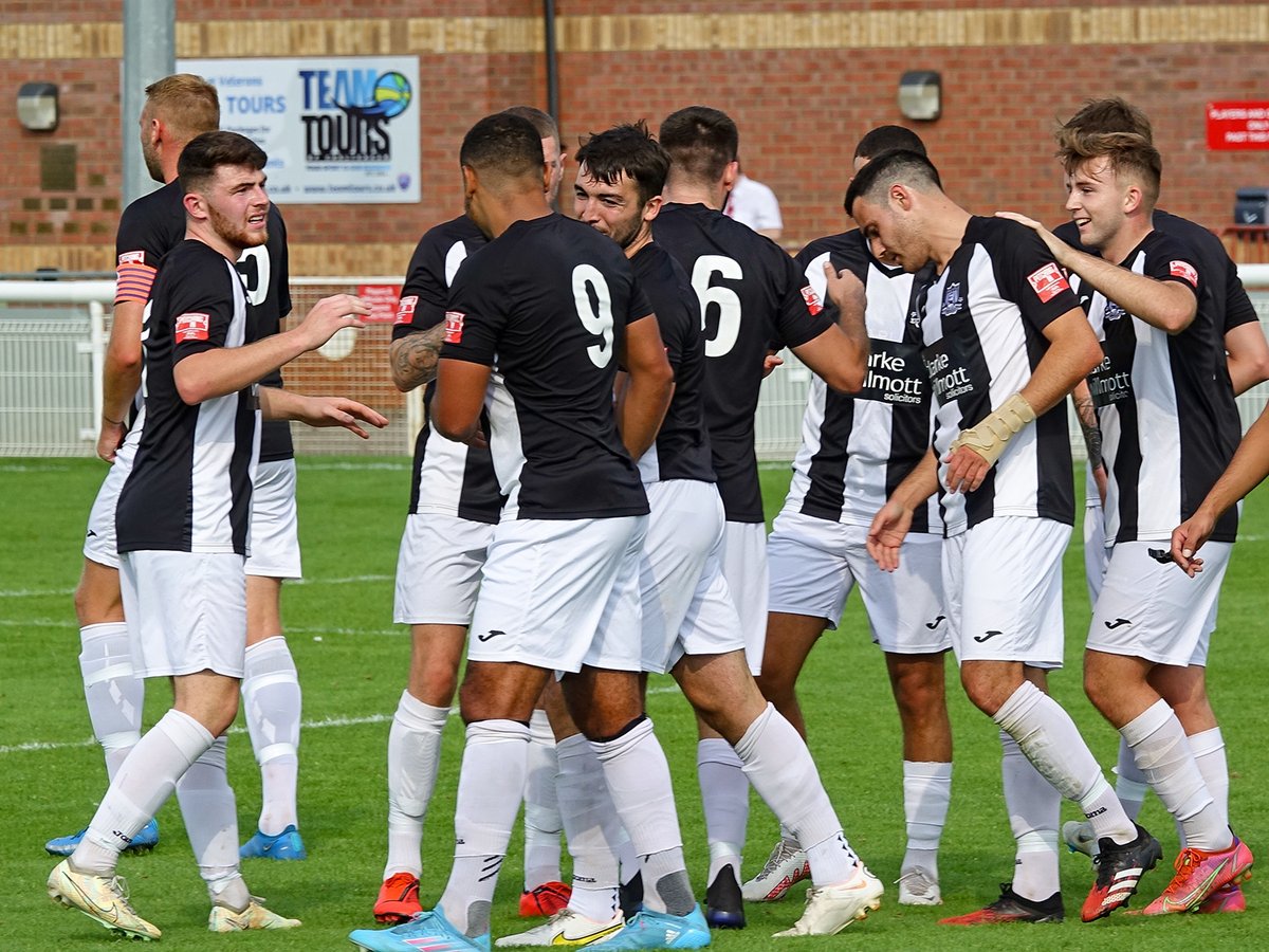 sholingfc's tweet photo. 📸⚽️🔥 The James Ward-Prowse celebration from @Charliewag_ after scoring his first of the season today.  Wags was also named our Man of the Match 🙌

#uptheboatmen ⚫️⚪️ https://t.co/50YZhrfaTI
