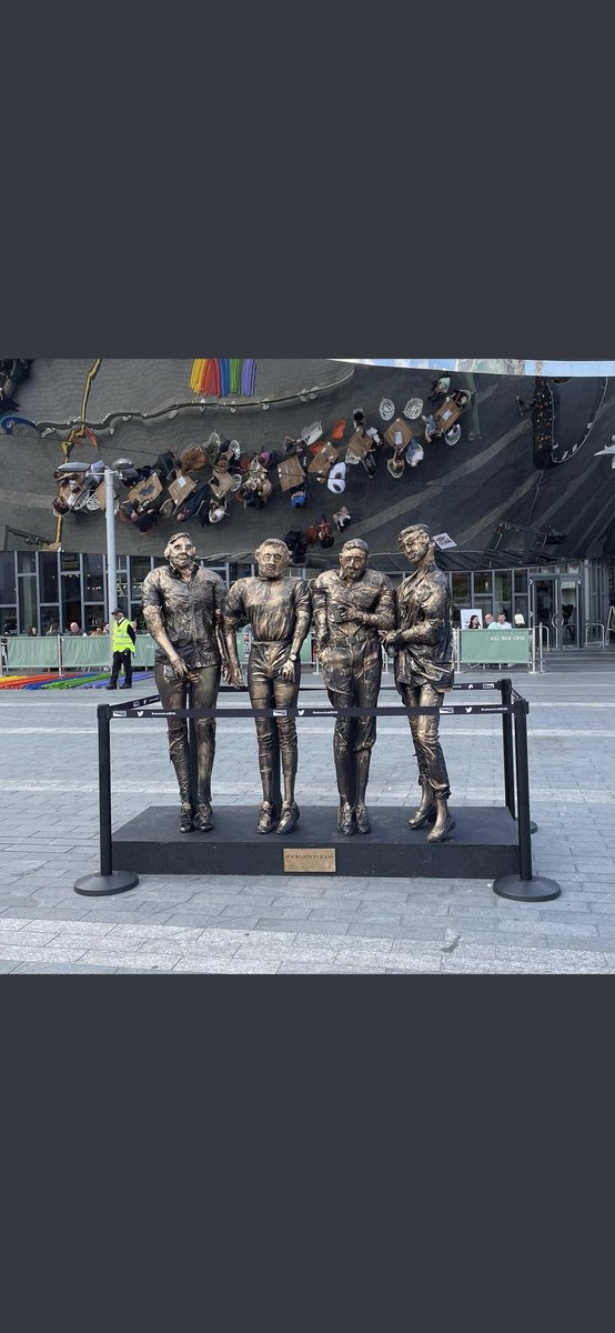 It looks like Ronaldo's bust has been replaced as the worst sculpture ever.