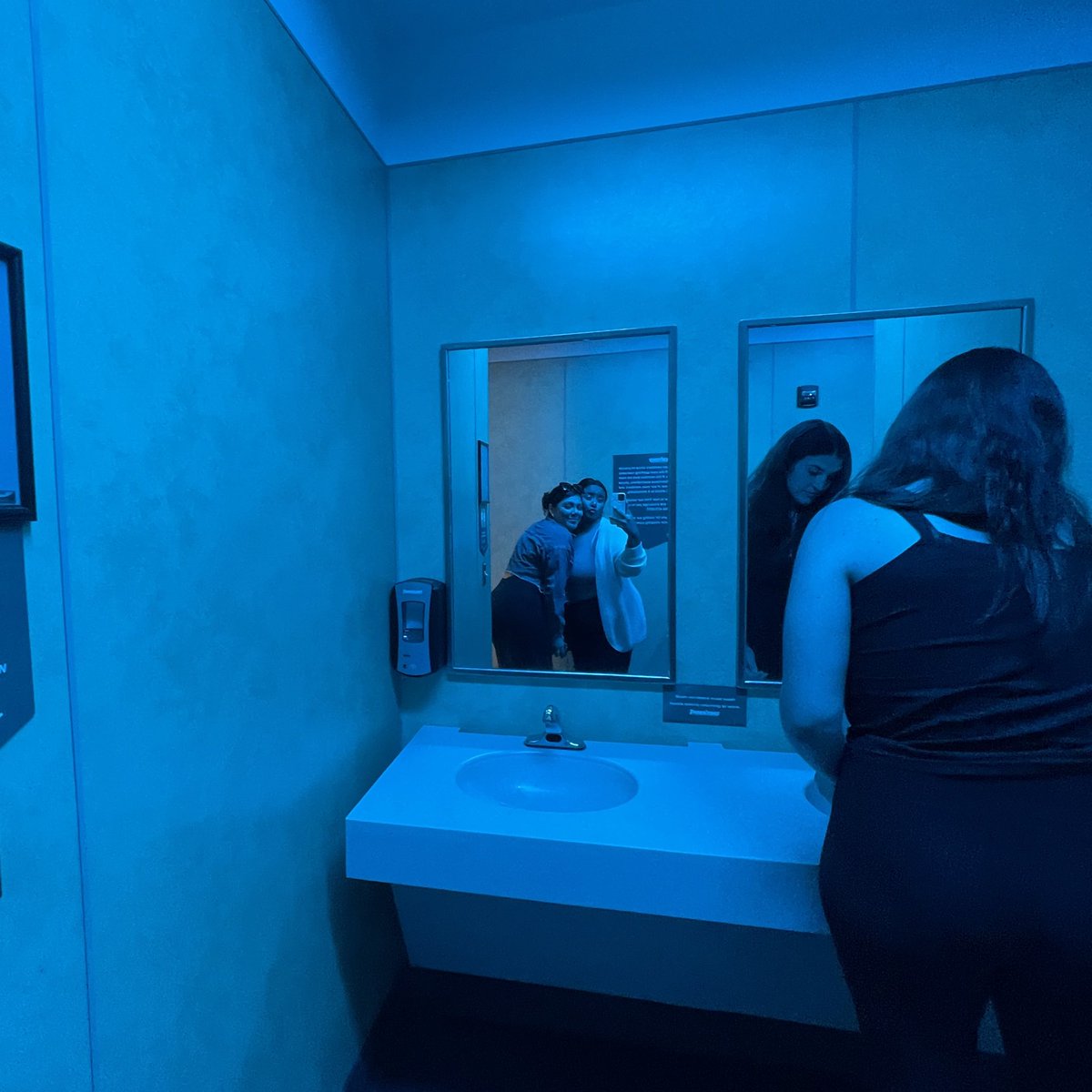 michelle71401's tweet image. 🍹