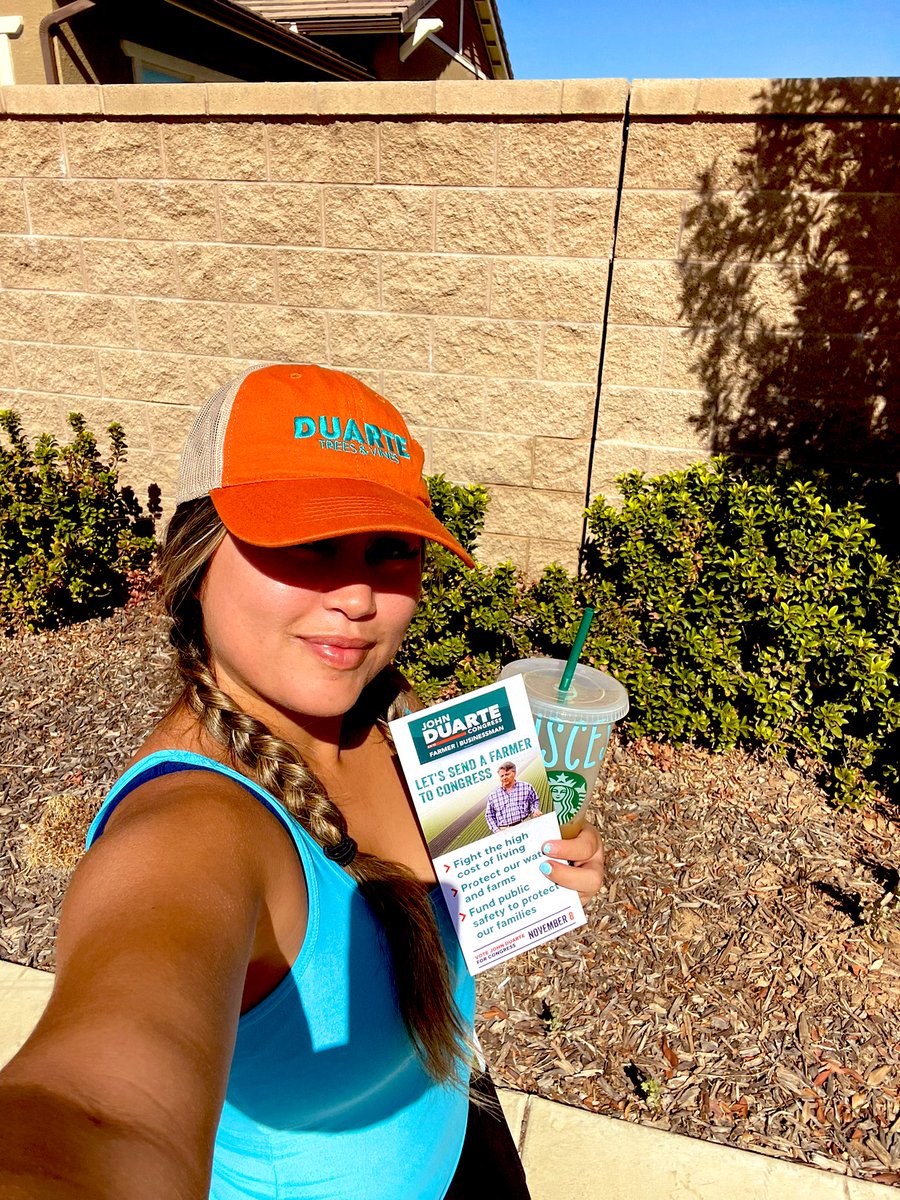 mo_mitchelll's tweet photo. What’s better than a #hotgirlwalk and knocking doors for @Duarte4Congress !!!!🫡🇺🇸✨🤠#SendAFarmerToCongress #TeamDuarte #LeadRight https://t.co/FudA52lSvK